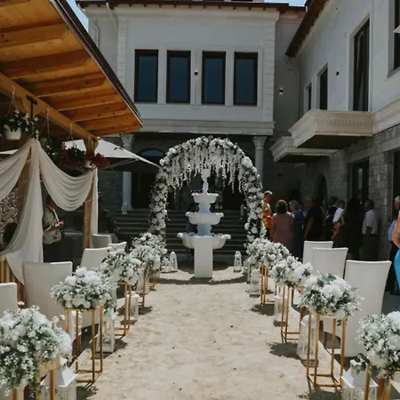 Vila Loris *