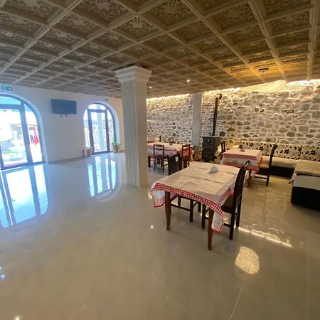 Hotel Vila Loris *
