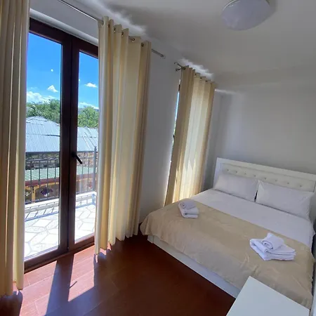 Vila Loris