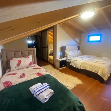 Hotel Loris Voskopojë